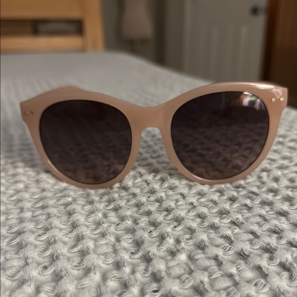 Chic Pink Sunglasses